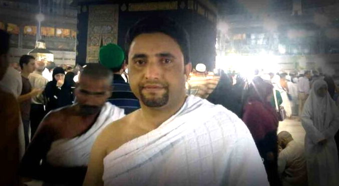 Despite being accused of promoting atheism, Ali Muhsin Abu Lahoum appears to have gone on a pilgrimage to Mecca